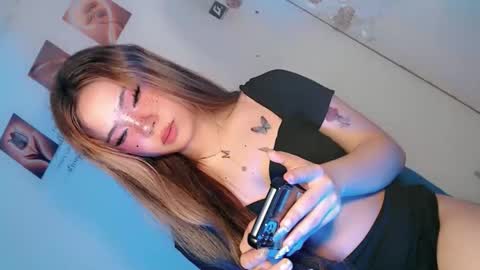 tight_elliana online show from April 2026 05:41:02 PM