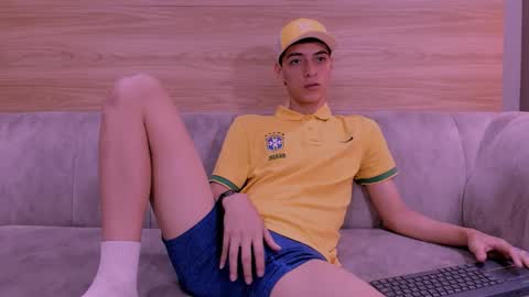 Snapshot of tiian_ chatting on February 2026 07:23:01 PM Tian online show from February 2026 07:23:01 PM