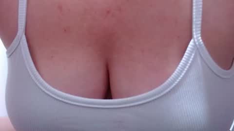 Snapshot of tila_nastyy chatting on June 2026 01:47:02 AM Tila online show from June 2026 01:47:02 AM