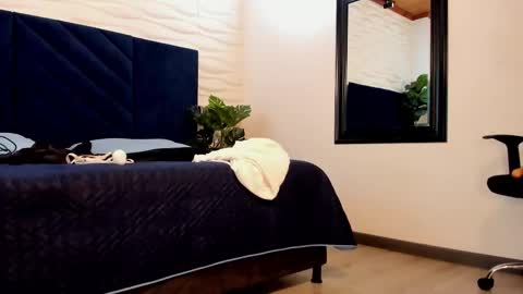 Tim Fox online show from October 2025 12:04:01 PM