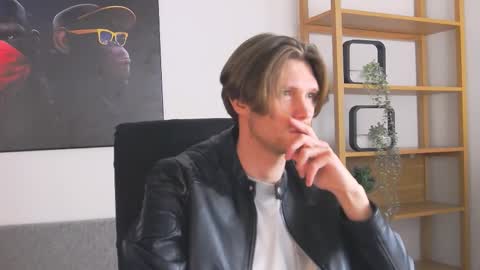 ask me online show from November 2025 07:15:01 PM