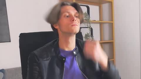 ask me online show from December 2025 08:59:02 PM