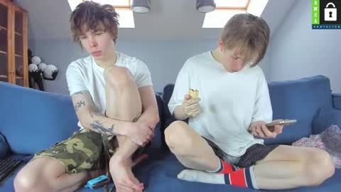 Snapshot of tim_milll chatting on March 2025 12:05:02 PM Tim online show from March 2025 12:05:02 PM