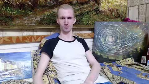 Snapshot of tima_drunk chatting on December 2024 07:39:01 AM Timofey online show from December 2024 07:39:01 AM