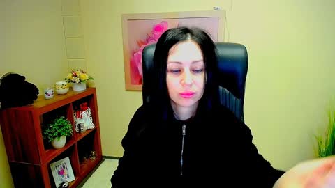 Luisa online show from January 2025 07:39:02 AM