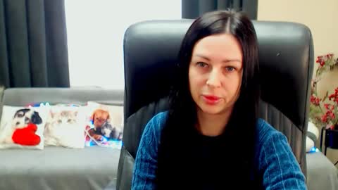 Luisa online show from April 2026 07:59:02 AM