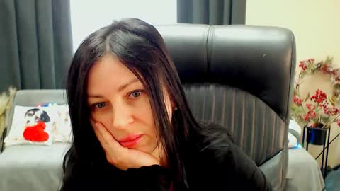 Luisa online show from April 2026 07:53:01 AM