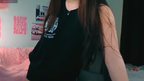 Snapshot of timewithout chatting on January 2026 07:38:02 PM Mia online show from January 2026 07:38:02 PM