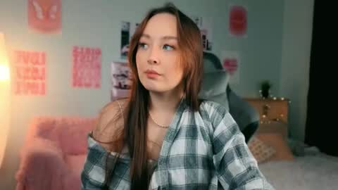 Snapshot of timewithout chatting on February 2026 07:51:01 PM Mia online show from February 2026 07:51:01 PM