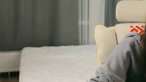 Snapshot of timewithout chatting on February 2026 09:57:02 PM Mia online show from February 2026 09:57:02 PM