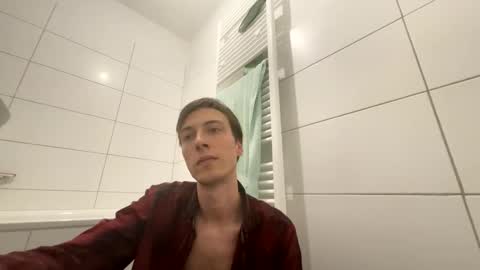 Snapshot of timjustus649874 chatting on February 2025 07:21:01 PM TimJustus online show from February 2025 07:21:01 PM