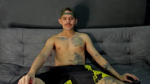 Snapshot of timothy_eliot chatting on March 2026 06:58:01 AM wanna play bareback uncut colombian couple new twink bbk online show from March 2026 06:58:01 AM