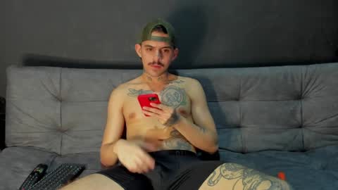 Snapshot of timothy_eliot chatting on April 2026 09:40:02 AM wanna play bareback uncut colombian couple new twink bbk online show from April 2026 09:40:02 AM