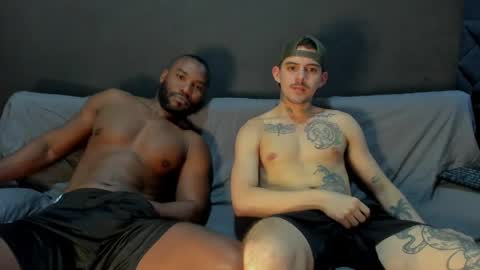 Snapshot of timothy_eliot chatting on April 2026 04:03:02 AM wanna play bareback uncut colombian couple new twink bbk online show from April 2026 04:03:02 AM