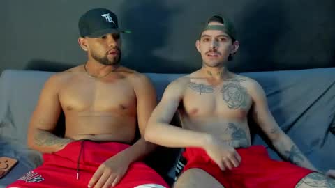 Snapshot of timothy_eliot chatting on May 2026 05:47:02 AM wanna play bareback uncut colombian couple new twink bbk online show from May 2026 05:47:02 AM