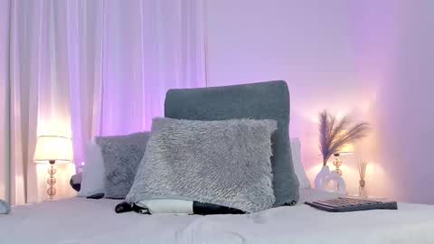 timi  jones online show from February 2025 12:43:01 AM