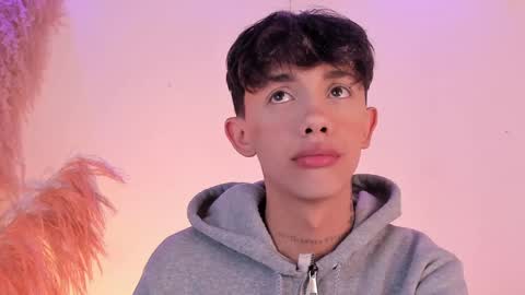 Timothy 21 years old online show from January 2025 08:22:01 PM