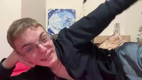 Snapshot of timveret chatting on December 2024 09:56:01 PM Wizard online show from December 2024 09:56:01 PM