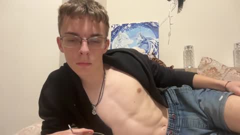 Snapshot of timveret chatting on December 2024 08:32:01 PM Wizard online show from December 2024 08:32:01 PM