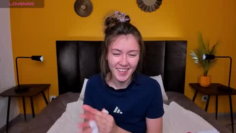 Snapshot of tina_porter chatting on November 2025 01:26:02 AM Tina online show from November 2025 01:26:02 AM