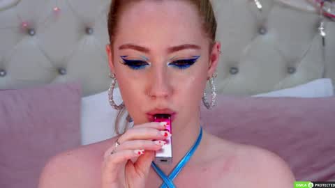 Snapshot of tinabrook chatting on February 2025 01:17:02 PM Tina online show from February 2025 01:17:02 PM