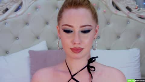 Snapshot of tinabrook chatting on March 2025 07:38:02 AM Tina online show from March 2025 07:38:02 AM