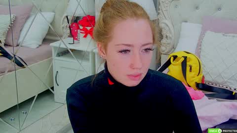 Snapshot of tinabrook chatting on October 2025 04:09:01 AM Tina online show from October 2025 04:09:01 AM