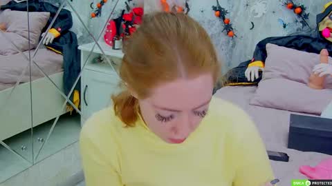 Snapshot of tinabrook chatting on October 2025 03:32:02 AM Tina online show from October 2025 03:32:02 AM