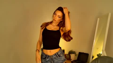 Tina online show from May 2026 02:14:01 PM