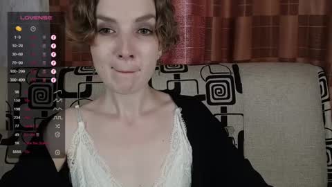 Snapshot of tinawincee chatting on July 2026 05:33:02 AM Tina online show from July 2026 05:33:02 AM