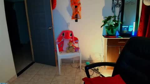 Snapshot of tinnadawson chatting on October 2025 11:43:01 PM I AM BELLA ----------- follow my IG TINNS 69 online show from October 2025 11:43:01 PM