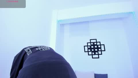 TINNY AND CANDY online show from September 2025 10:18:01 AM