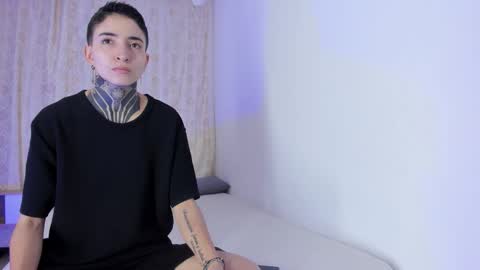 TINNY AND CANDY online show from November 2025 11:49:01 AM