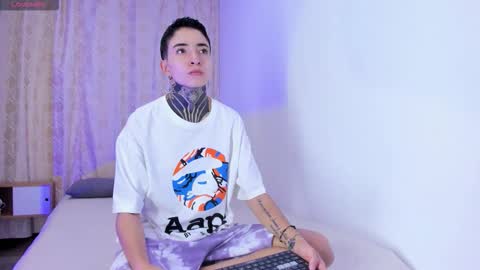 TINNY AND CANDY online show from November 2025 11:58:01 AM