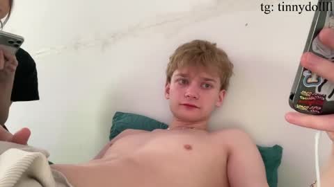 TinnyDoll online show from April 2026 09:02:01 AM