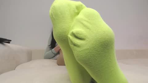 Snapshot of tinnysexygirl chatting on February 2025 11:54:01 AM MissMagicLegs online show from February 2025 11:54:01 AM