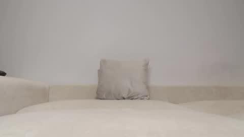 Snapshot of tinnysexygirl chatting on March 2025 07:19:01 AM MissMagicLegs online show from March 2025 07:19:01 AM