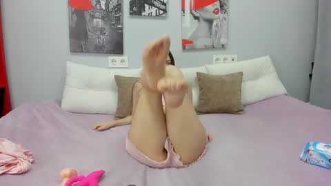 JuJu online show from November 2025 05:29:02 AM