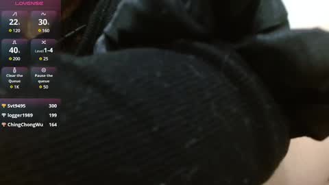 Snapshot of tiny_caroline chatting on January 2025 07:06:02 AM Tiny Caroline online show from January 2025 07:06:02 AM