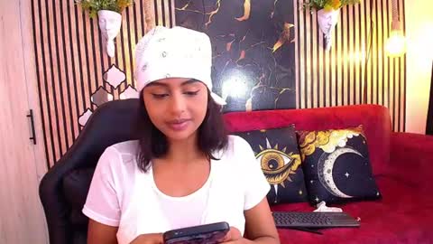 Snapshot of tiny_cherry chatting on June 2026 05:23:01 PM Tiny online show from June 2026 05:23:01 PM