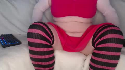 Snapshot of tiny_d chatting on January 2026 07:12:01 AM tiny_d online show from January 2026 07:12:01 AM