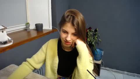 Gloria online show from March 2025 08:08:01 AM