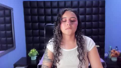 Snapshot of tiny_love_ chatting on February 2026 03:23:01 AM tiny online show from February 2026 03:23:01 AM