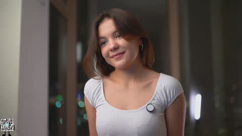 Snapshot of tiny_miracle chatting on February 2025 02:45:01 PM Lyssa online show from February 2025 02:45:01 PM