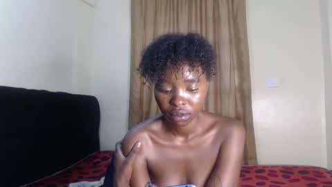 Snapshot of tiny_spoiler chatting on December 2024 05:06:02 AM tiny_spoiler online show from December 2024 05:06:02 AM