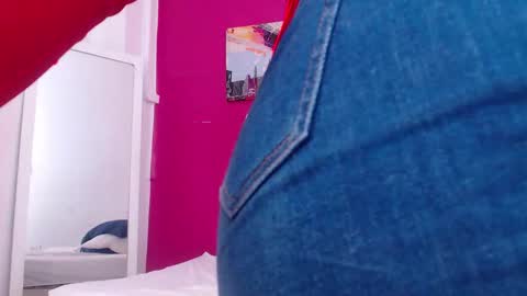 Snapshot of tiny_whore18 chatting on November 2025 08:41:02 PM tiny_whore18 online show from November 2025 08:41:02 PM