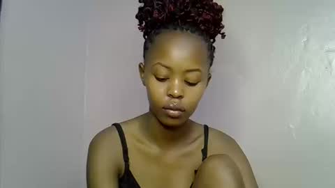 Snapshot of tinybarbie_ chatting on September 2025 08:28:01 AM Barbie online show from September 2025 08:28:01 AM