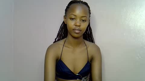 Snapshot of tinybarbie_ chatting on October 2025 09:26:02 PM Barbie online show from October 2025 09:26:02 PM