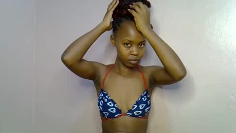 Snapshot of tinybarbie_ chatting on October 2025 04:08:02 PM Barbie online show from October 2025 04:08:02 PM