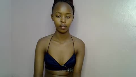 Snapshot of tinybarbie_ chatting on October 2025 03:00:01 PM Barbie online show from October 2025 03:00:01 PM